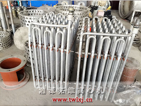 雙級活塞推料離心機(jī)散熱器